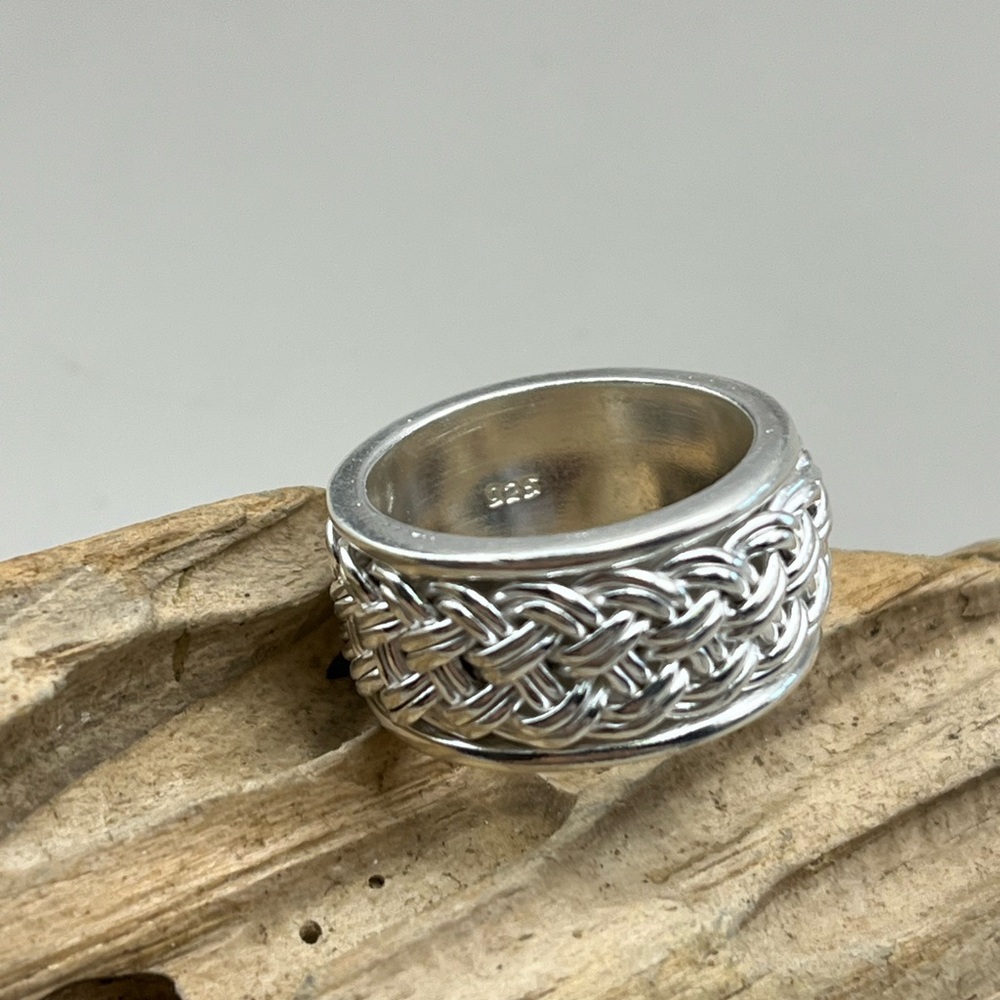 Intricate Sterling Silver Braided Spinner Ring
